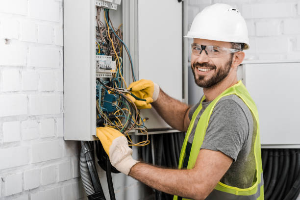 Best Licensed Electrician  in Geneva, OH